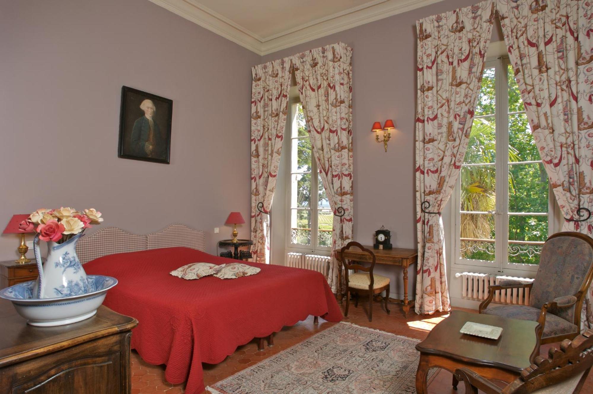 Hotel Château Juvenal à Saint-Hippolyte-le-Graveyron Extérieur photo