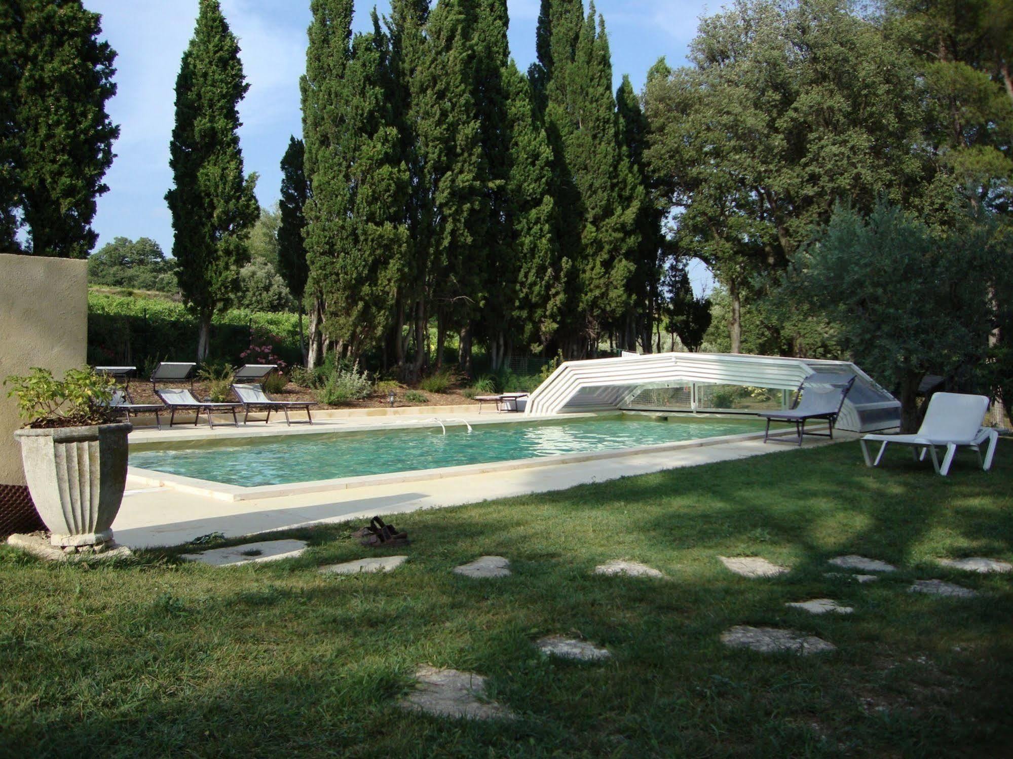 Hotel Château Juvenal à Saint-Hippolyte-le-Graveyron Extérieur photo